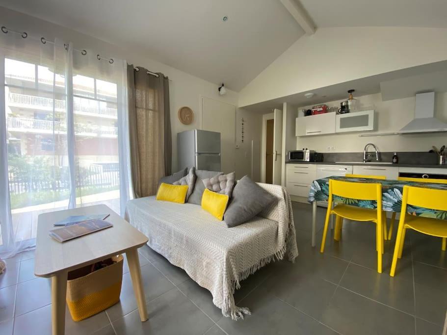 Maison Typee Arcachonnaise Avec Piscine Commune 拉特斯特德布赫 外观 照片