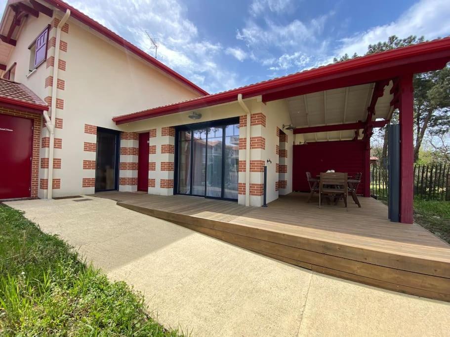 Maison Typee Arcachonnaise Avec Piscine Commune 拉特斯特德布赫 外观 照片