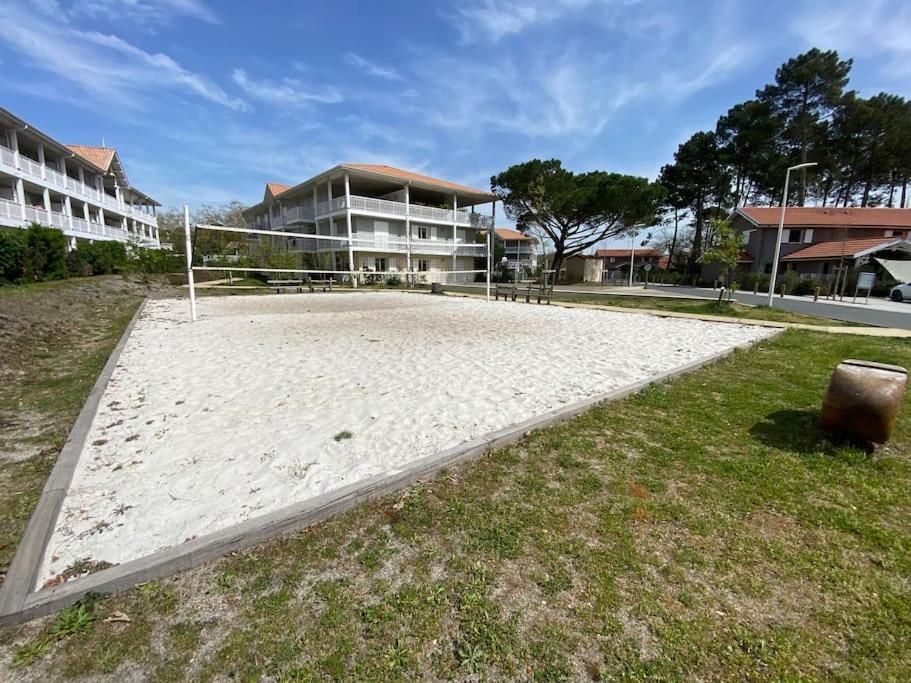 Maison Typee Arcachonnaise Avec Piscine Commune 拉特斯特德布赫 外观 照片